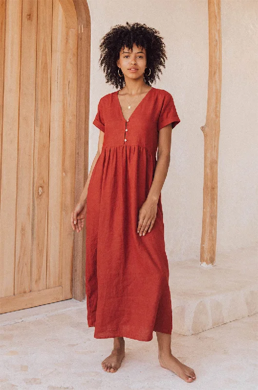 Women's Pleated DressesSUNSEEKER Midi Dress - warm red linen