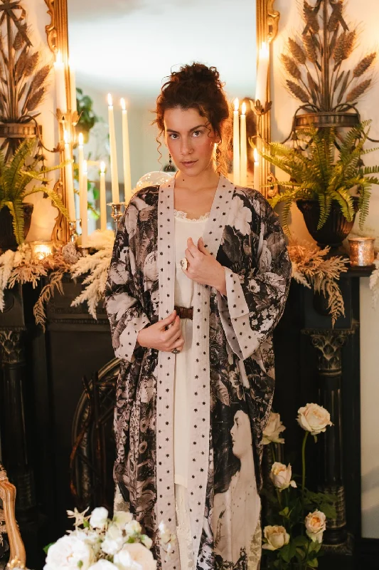 women's pajamas with a sophisticated, modern twistMarket Of Stars Looking Glass Opera Full Length Duster