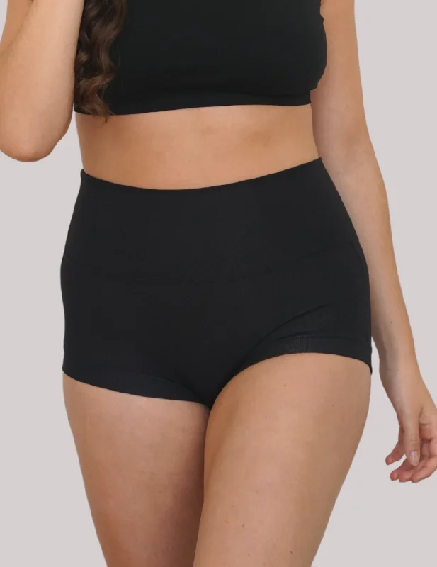 seamless panties with a concealed pocket and a moisture-wicking finishHigh-Waist Boyshort