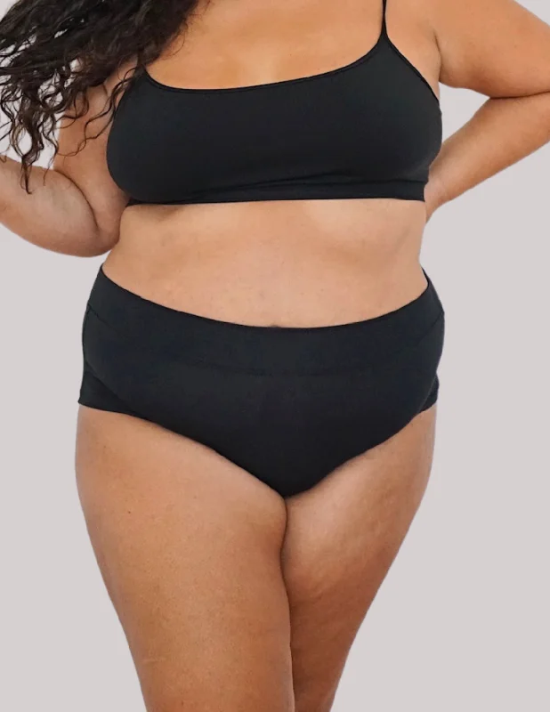 seamless panties with a concealed pocket for added convenienceCurve Classic Bikini