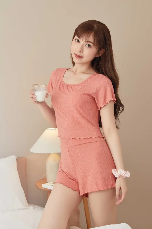 seamless bra with soft cups for all-day comfort【雙C提拉】2-IN-1 美胸睡眠內衣短袖家居服套裝